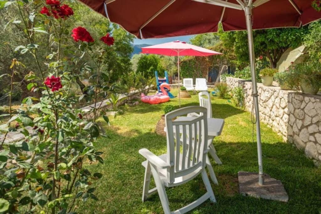 Thea Family Apartments 3 Yénion Dış mekan fotoğraf